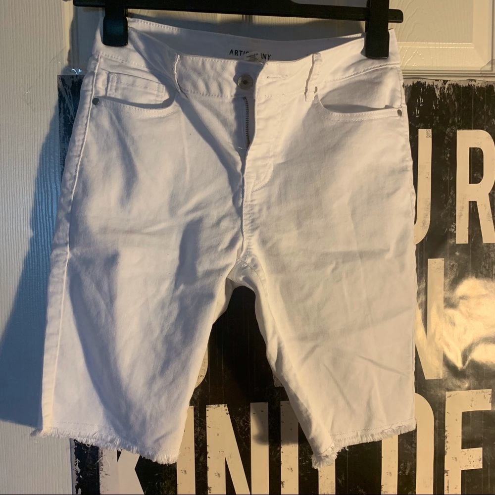 Mid White Shorts